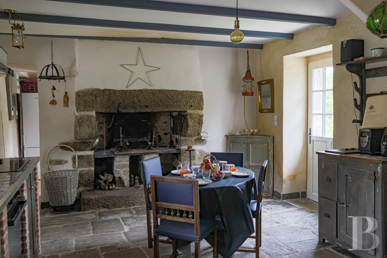 A 17th century manor house and penty close to the beaches and port in Lanildut, in the Iroise region - photo  n°36